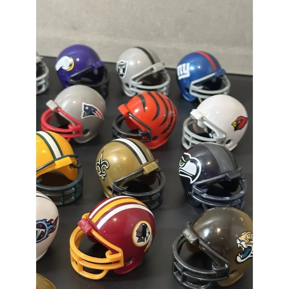 NFL‎ Mini Helmets Lot